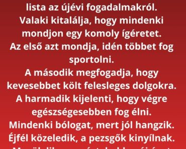 Szilveszter este egy baráti társaság ünnepel a nappaliban.