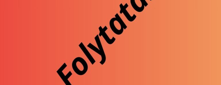 A 77 éves gondnoknőt szólítja a hangosbemondó: mikor belép a terembe, látja, az egész iskola rájött a titkára