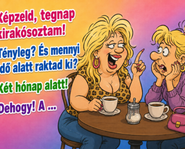 Két szőke nő ül a kávézóban. Két szőke nő ül a kávézóban.